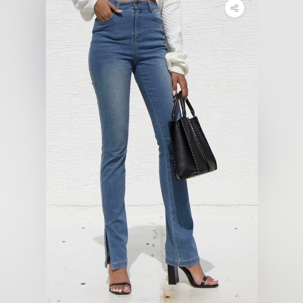 Nineth Closet Black High waist slit jeans ( Tall girl approved)